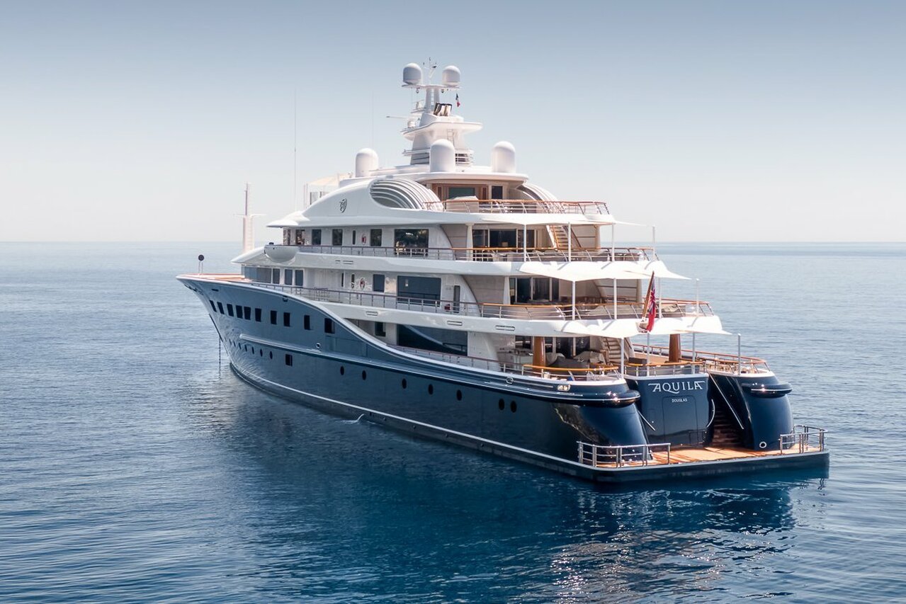 AQUILA Yacht • Ann Walton Kroenke $150M Superyacht • Derecktor • 2010