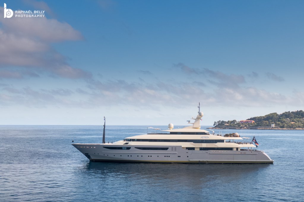 ARBEMA Yacht • (ex AZTECA) • CRN Spa • 2010 • Armatore Ricardo Salinas Pliego