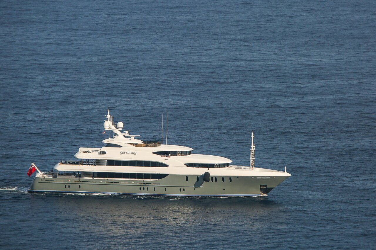 LOON yacht • Newcastle Marine • 2011 • owner Craig Leipold