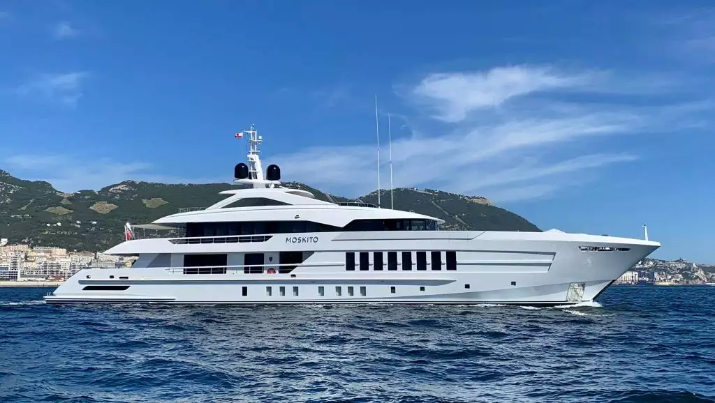 Yate MOSKITO – Heesen – 2021 – propietario Tom Morris