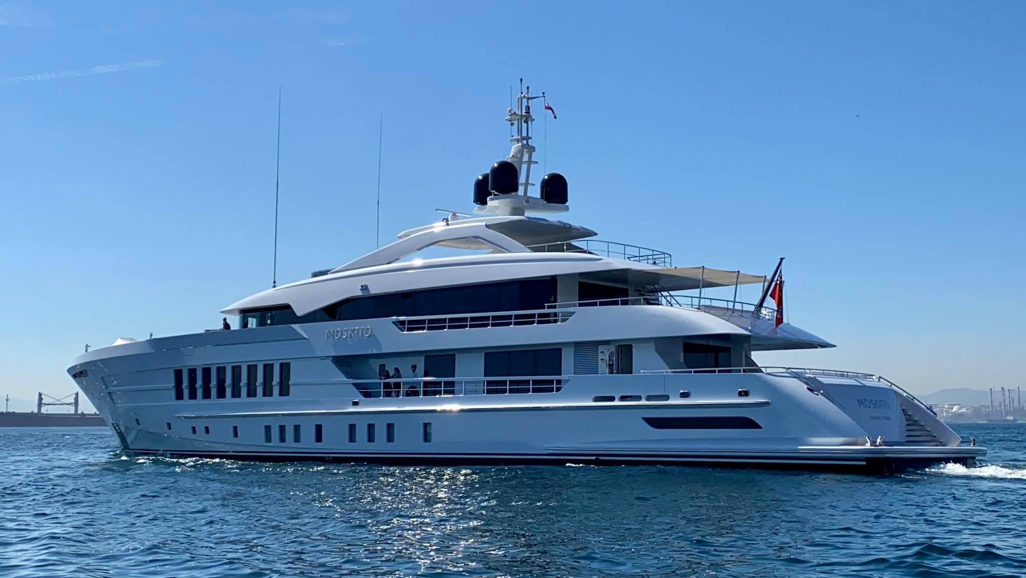 Yate MOSKITO – Heesen – 2021 – propietario Tom Morris