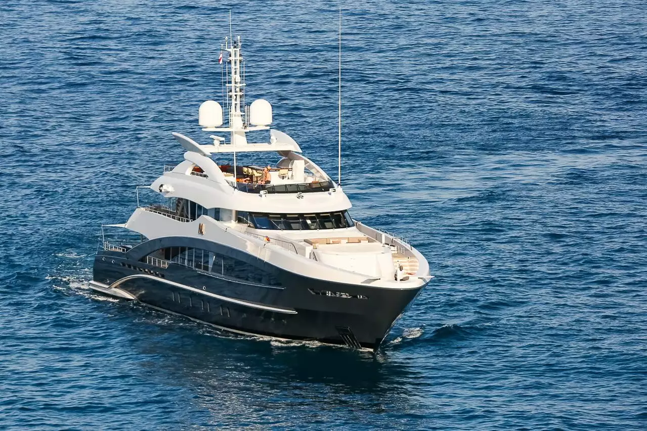 My Loyalty yacht – Heesen – 2016 – propriétaire Robert van der Wallen