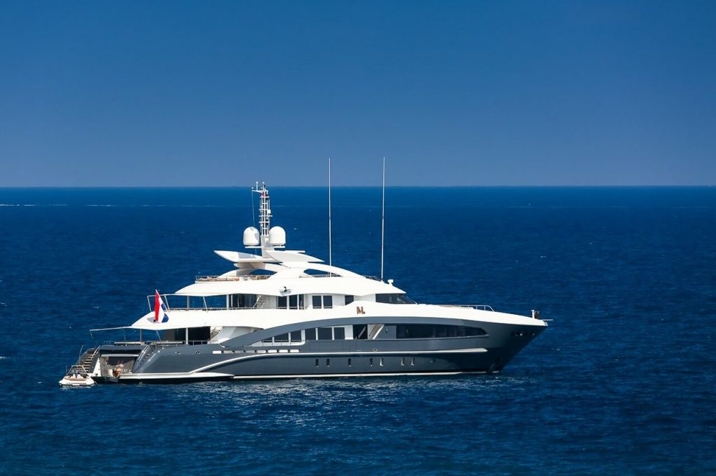 My Loyalty yacht – Heesen – 2016 – propriétaire Robert van der Wallen