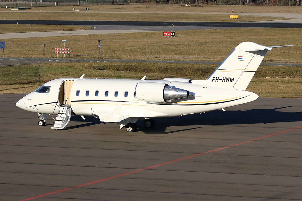PH-HWM – Bombardier – owner Robert van der Wallen