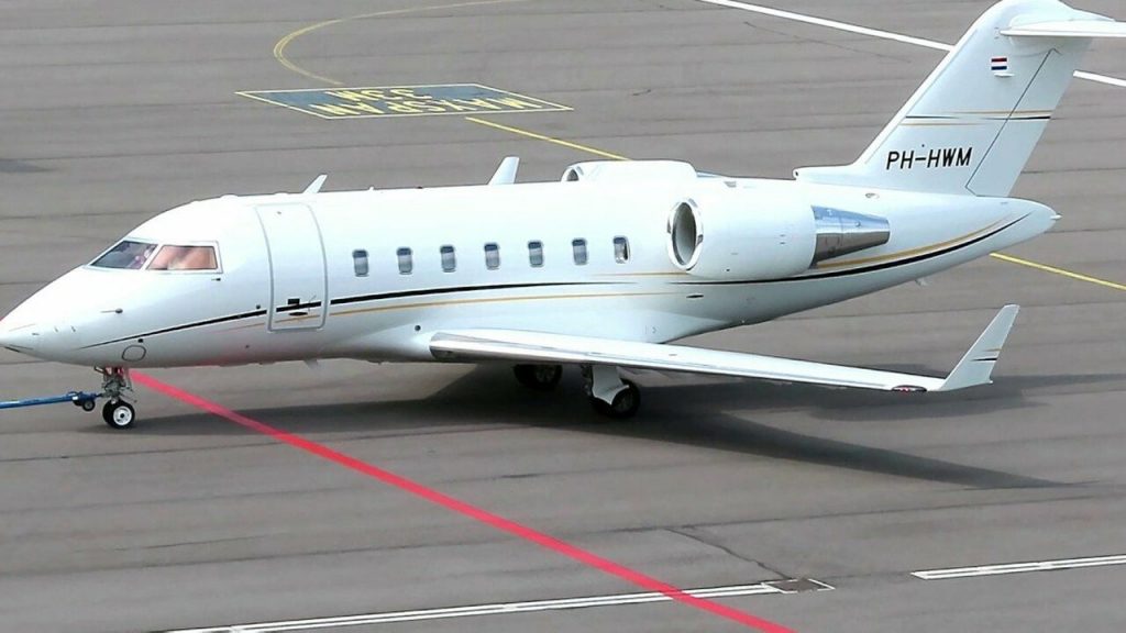 PH-HWM – Bombardier – owner Robert van der Wallen