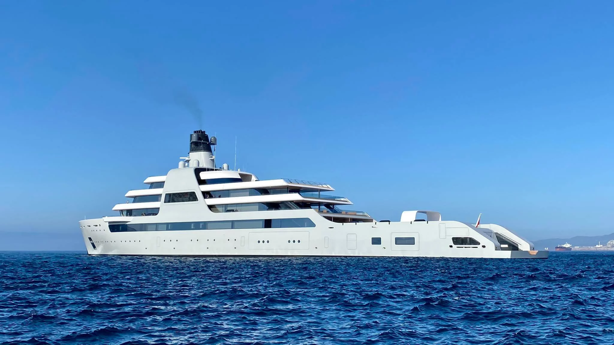 SOLARIS Yacht • Lloyd Werft • 2021 • proprietario Roman Abramovich