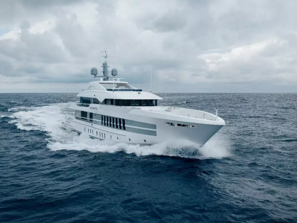 Yacht Solemates – Heesen – 2020 – proprietario Paul Fireman