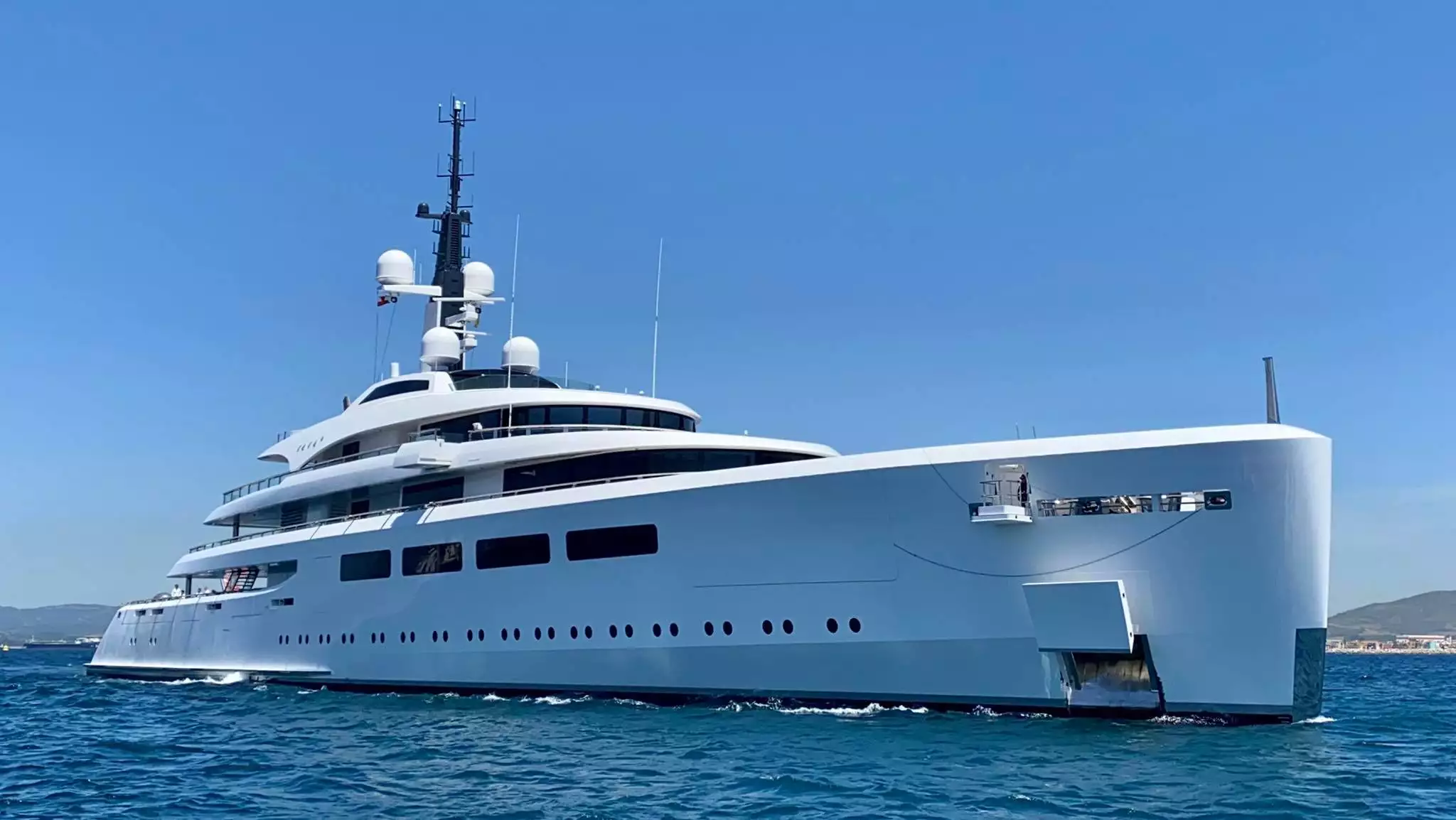 superyacht vava owner