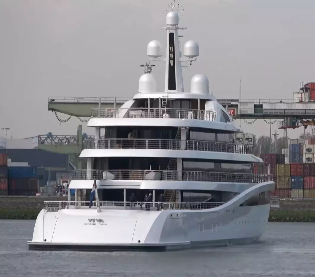 VIVA Yacht • Feadship • 2021 • Propriétaire Frank Fertitta