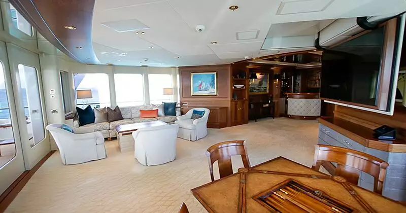 yacht Blue Moon interior