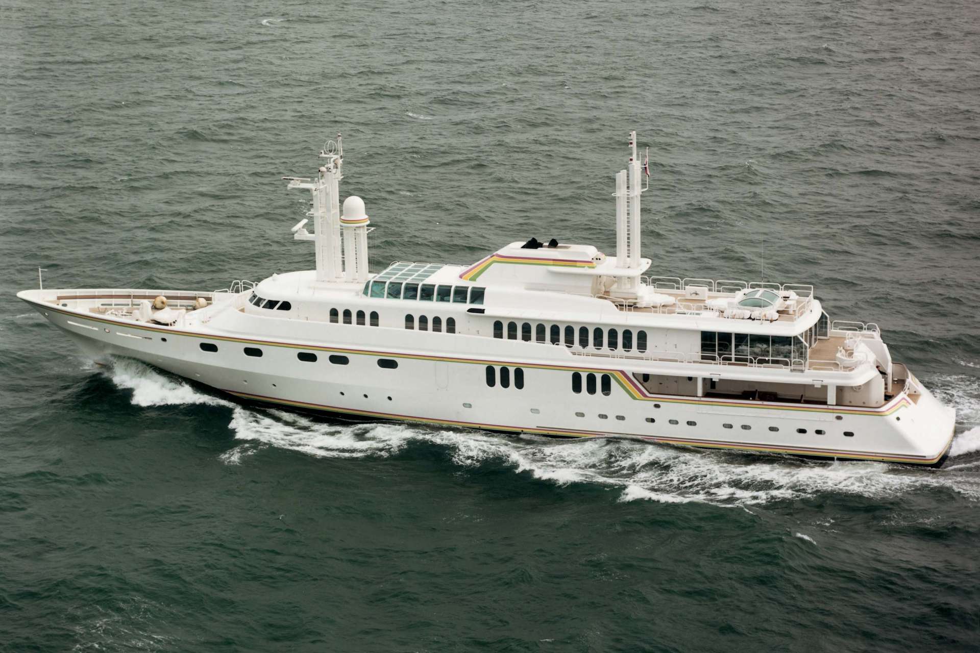 Яхта Cedar Sea • Feadship • 1986 • владелец Роберт Муавад