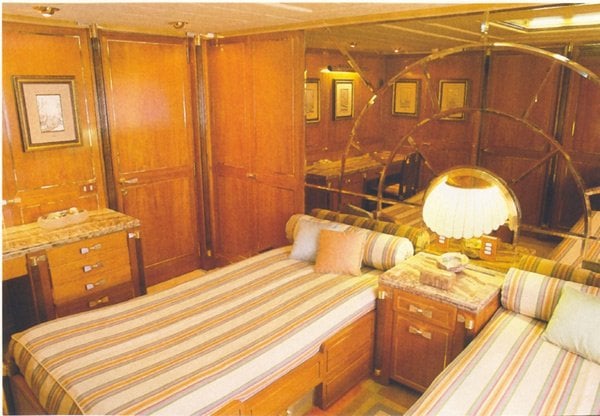 yacht Cedar Sea intérieur