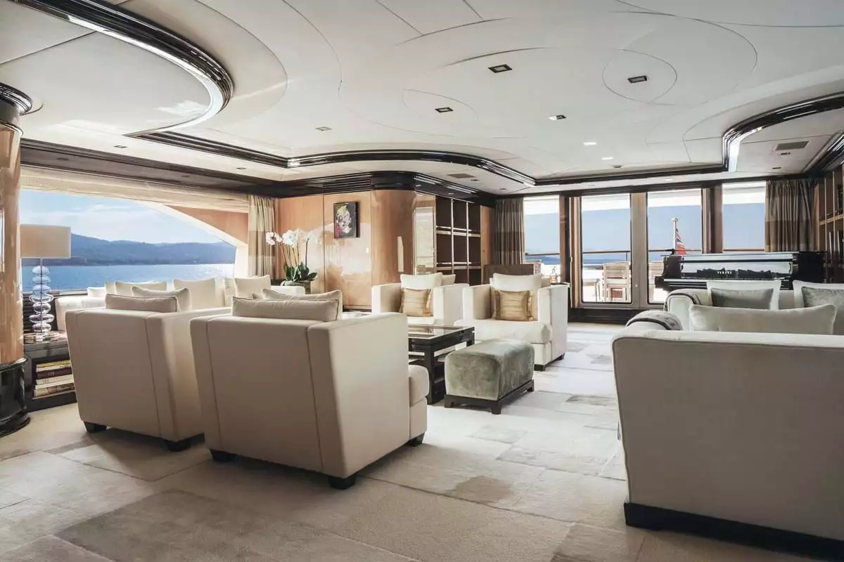 yacht Meamina intérieur