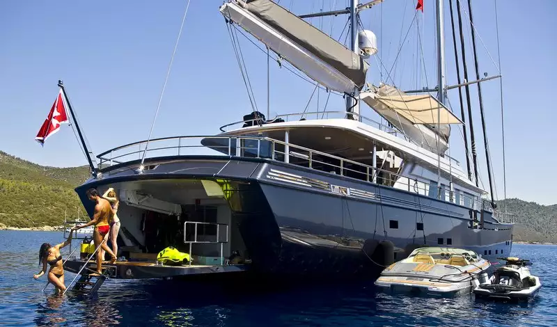 Yacht des 60 ans – Royal Craft – Reza Zarrab