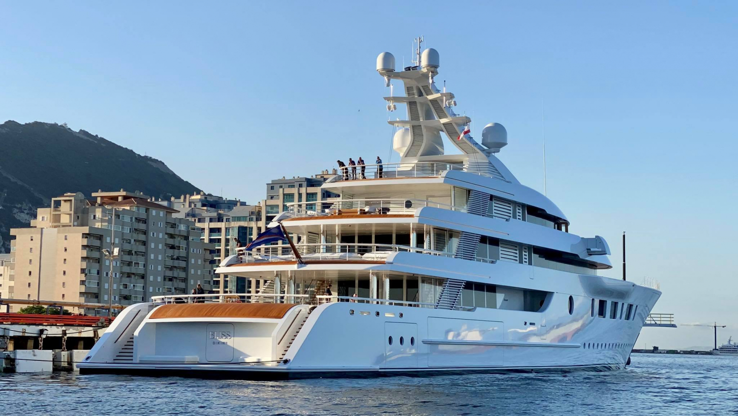 yacht milliardaire americain