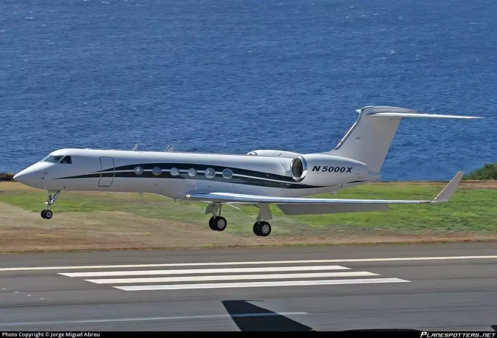 N5000X – Gulfstream GV – Натан Мирвольд