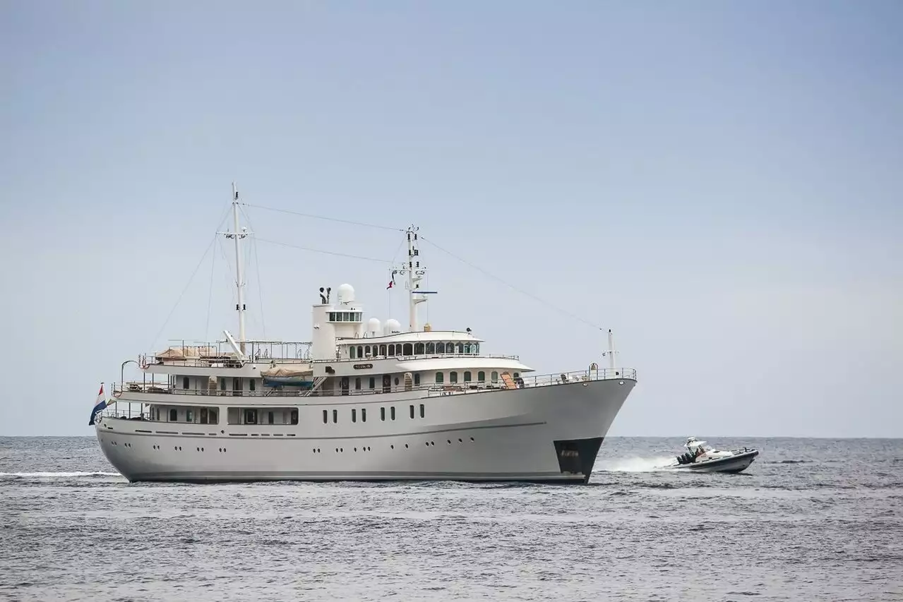 SHERAKHAN yacht • Vuyk en Zonen • 2005 • proprietario Jan Verkerk