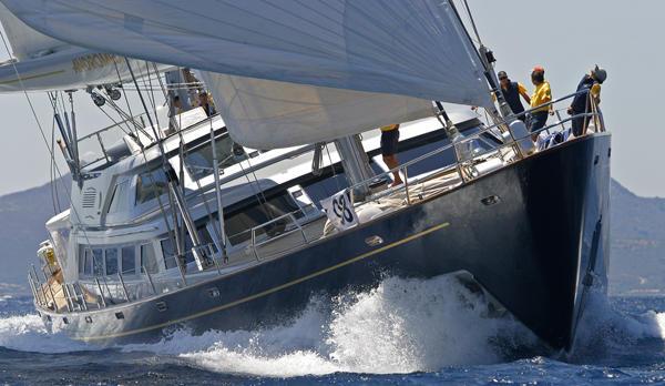 SY Andromeda La Dea – Perini Navi – 1990 – armatore Charles Darby