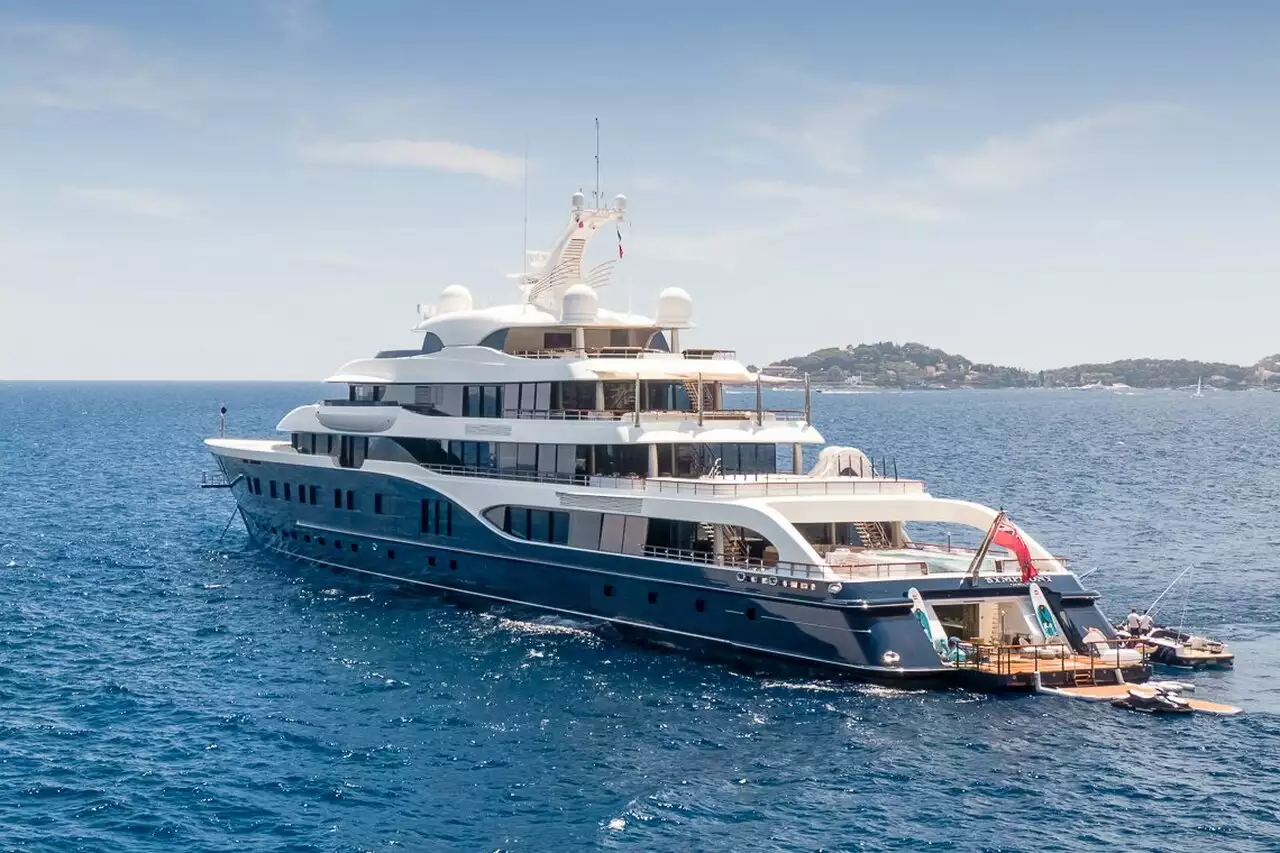 SYMPHONY Yacht • Feadship • 2015 • ਮਾਲਕ ਬਰਨਾਰਡ ਅਰਨੌਲਟ