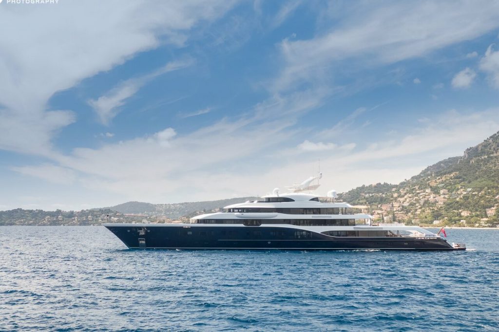 SYMPHONY Yacht • Feadship • 2015 • owner Bernard Arnault