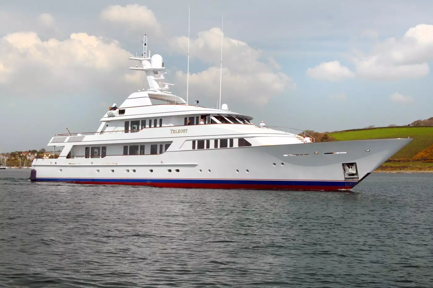 يخت تيليوست - Feadship - 1998 - مالكه ناثان بول ميرفولد