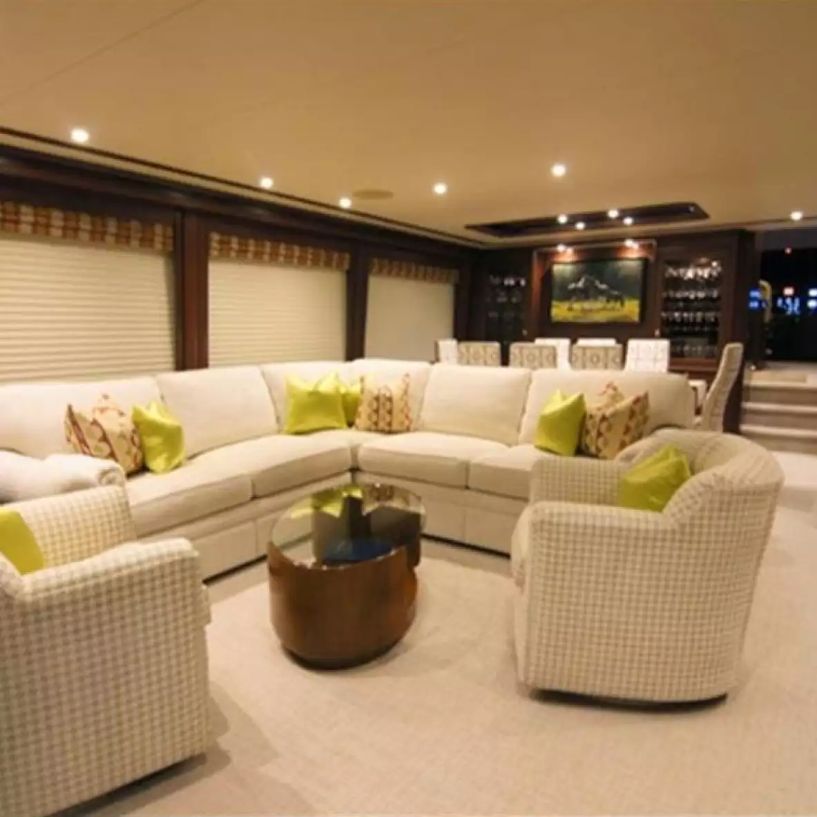 Intérieur du yacht Bossman 