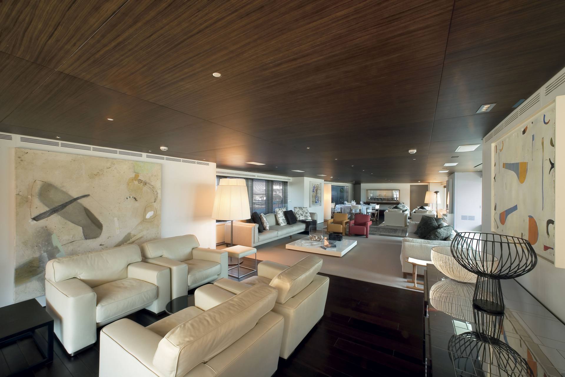 interno dello yacht Tribu