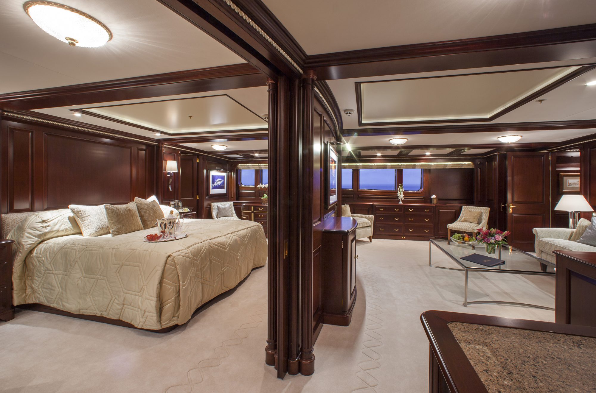 yacht Teleost interior