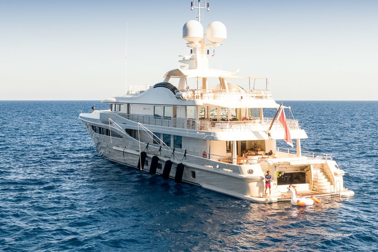 Addiction Yacht • Amels • 2010 • For Sale - For Charter