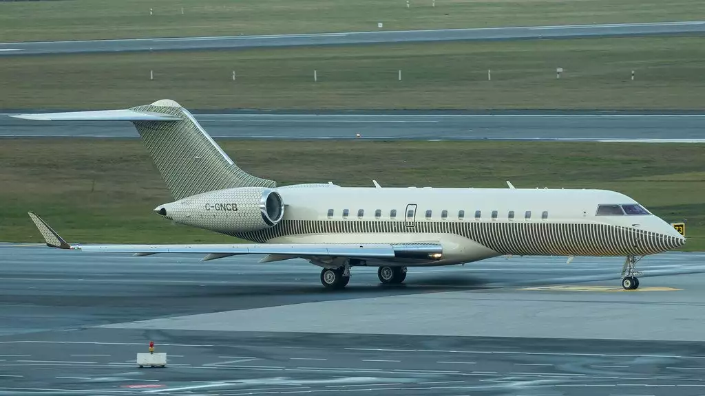 C-GNCB Bombardier Global Express Michael Lee-Chin