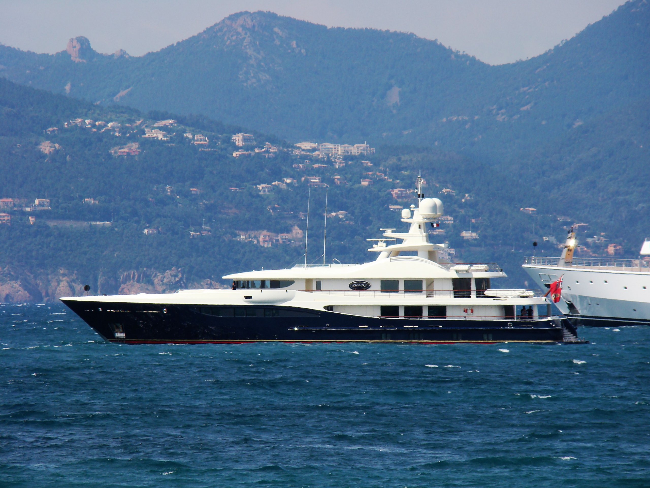 Deniki yacht • Amels • 2007 • proprietario Marcel Boekhoorn