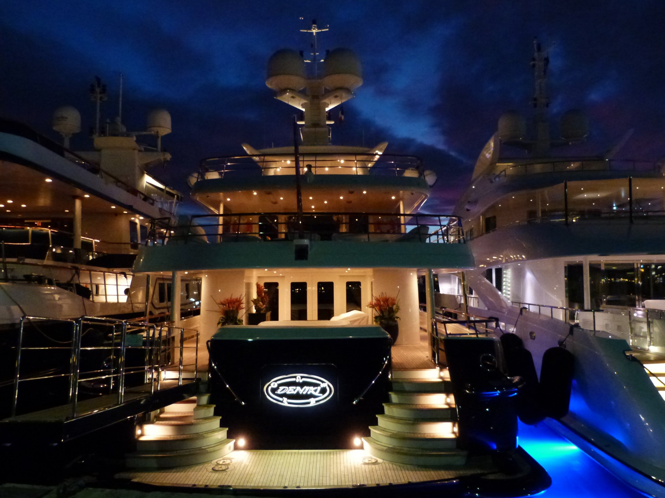 Deniki yacht • Amels • 2007 • proprietario Marcel Boekhoorn
