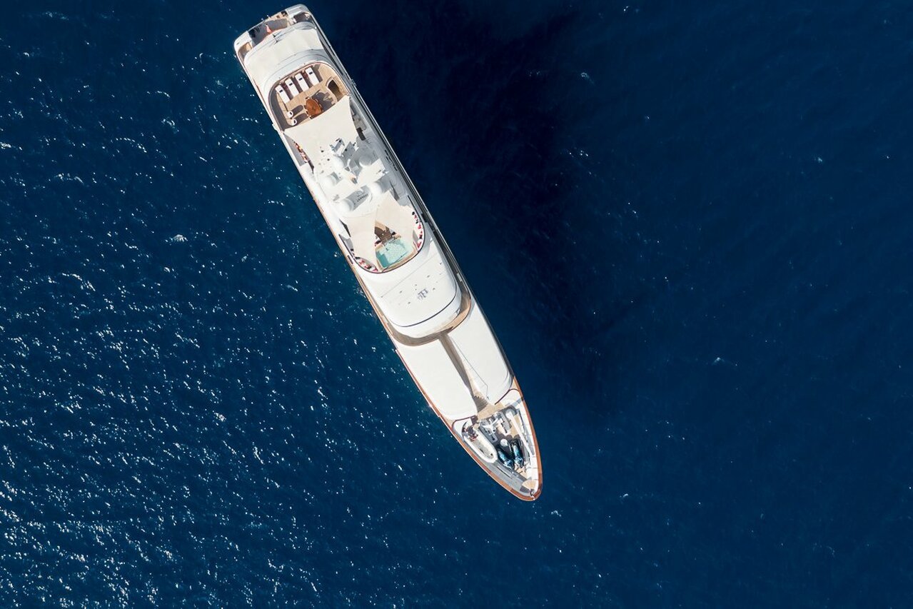 FLAG Yacht • Feadship • 2000 • Value $45M • Owner Tommy Hilfiger