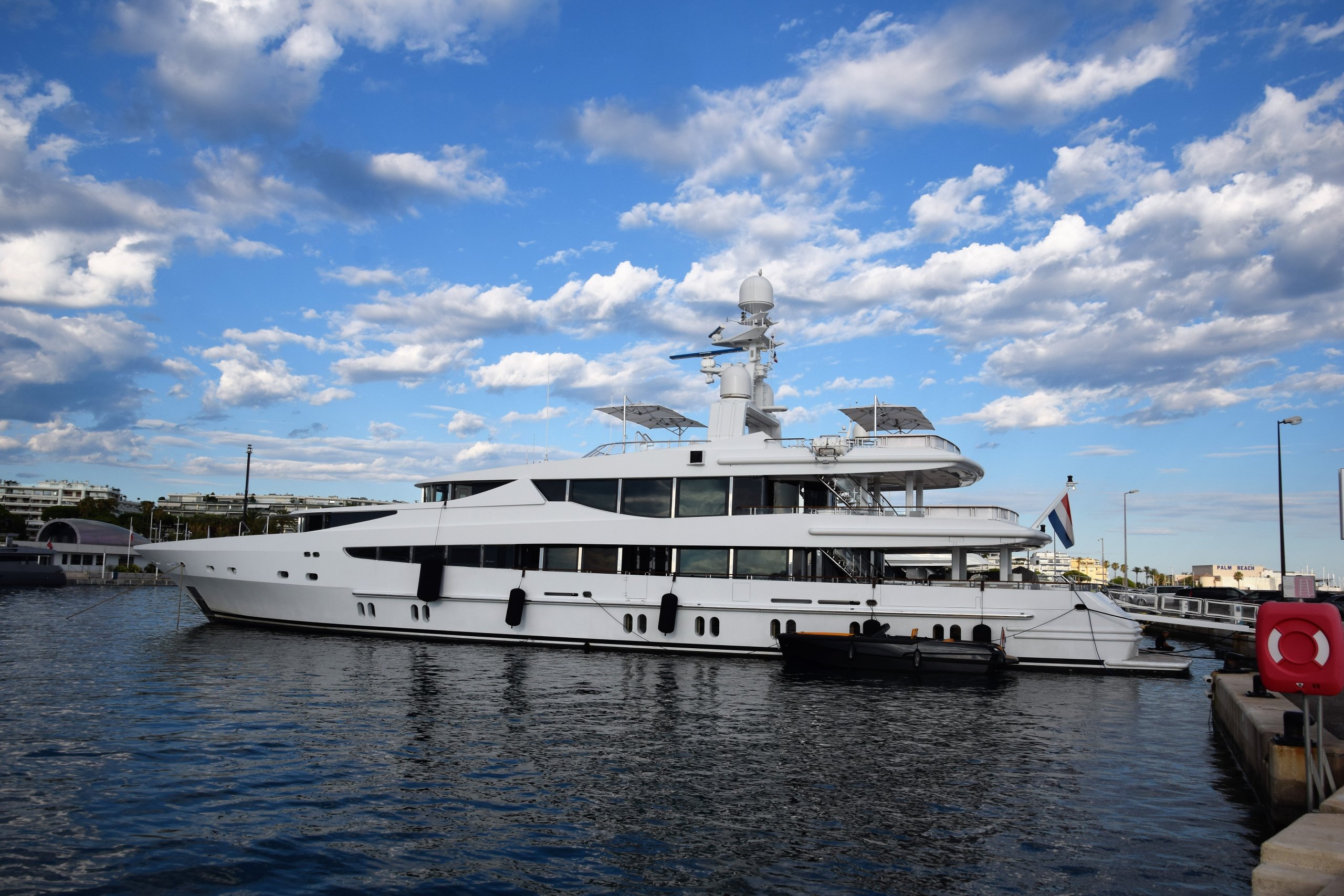 Yacht dell'amicizia • Oceanco • 2000 • proprietario Jasper de Rooij