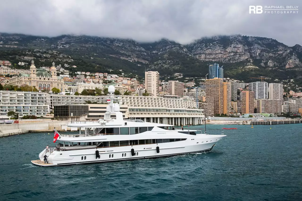 يخت الصداقة • Oceanco • 2000 • مالكه Jasper de Rooij