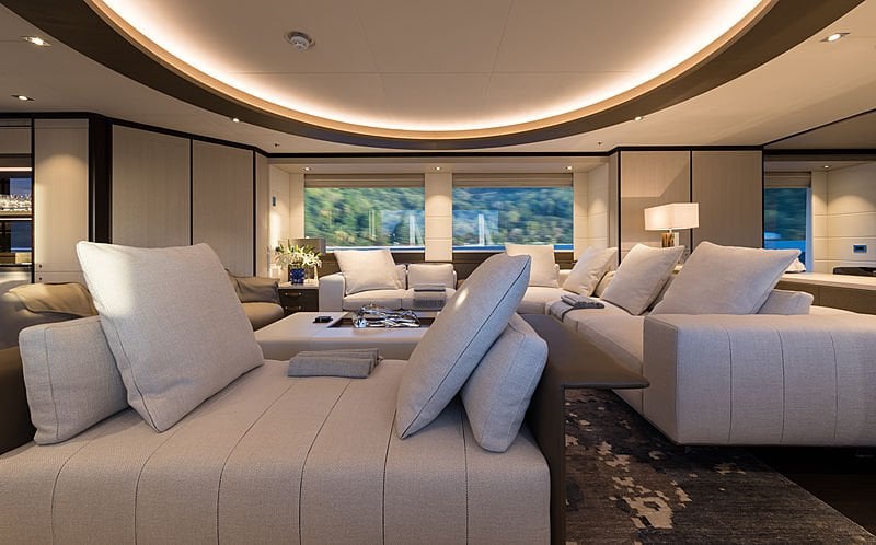 Heesen yacht Laurentia interior