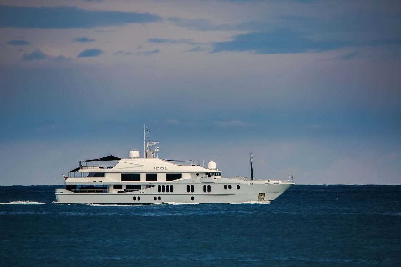 IDOL Yacht • Thomas Leclerq $35M Superyacht • Austal • 2007