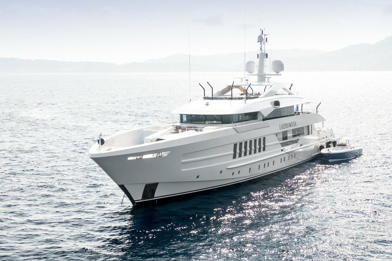 LAURENTIA yacht • Heesen • 2017 • Mexican Owner 
