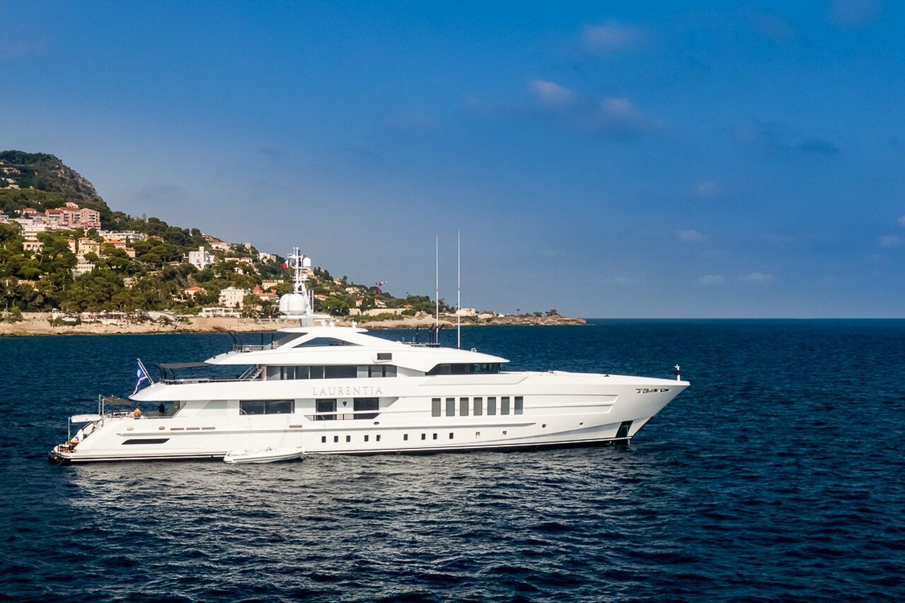 LAURENTIA Yacht • Heesen • 2017 • Mexikanischer Eigner 