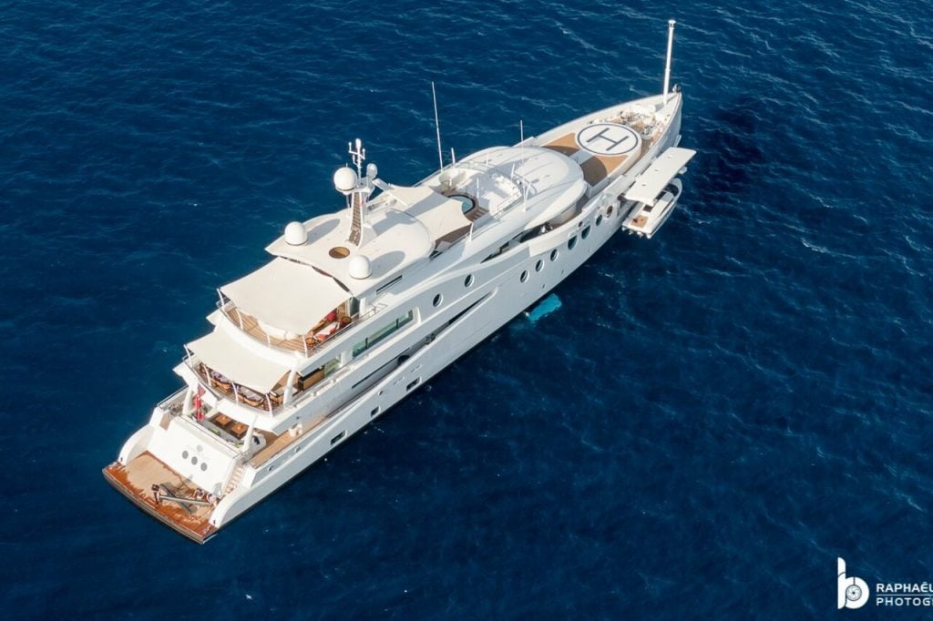MADAME KATE Yacht • Amels • 2015 • Proprietario Alexandre Grendene Bartelle