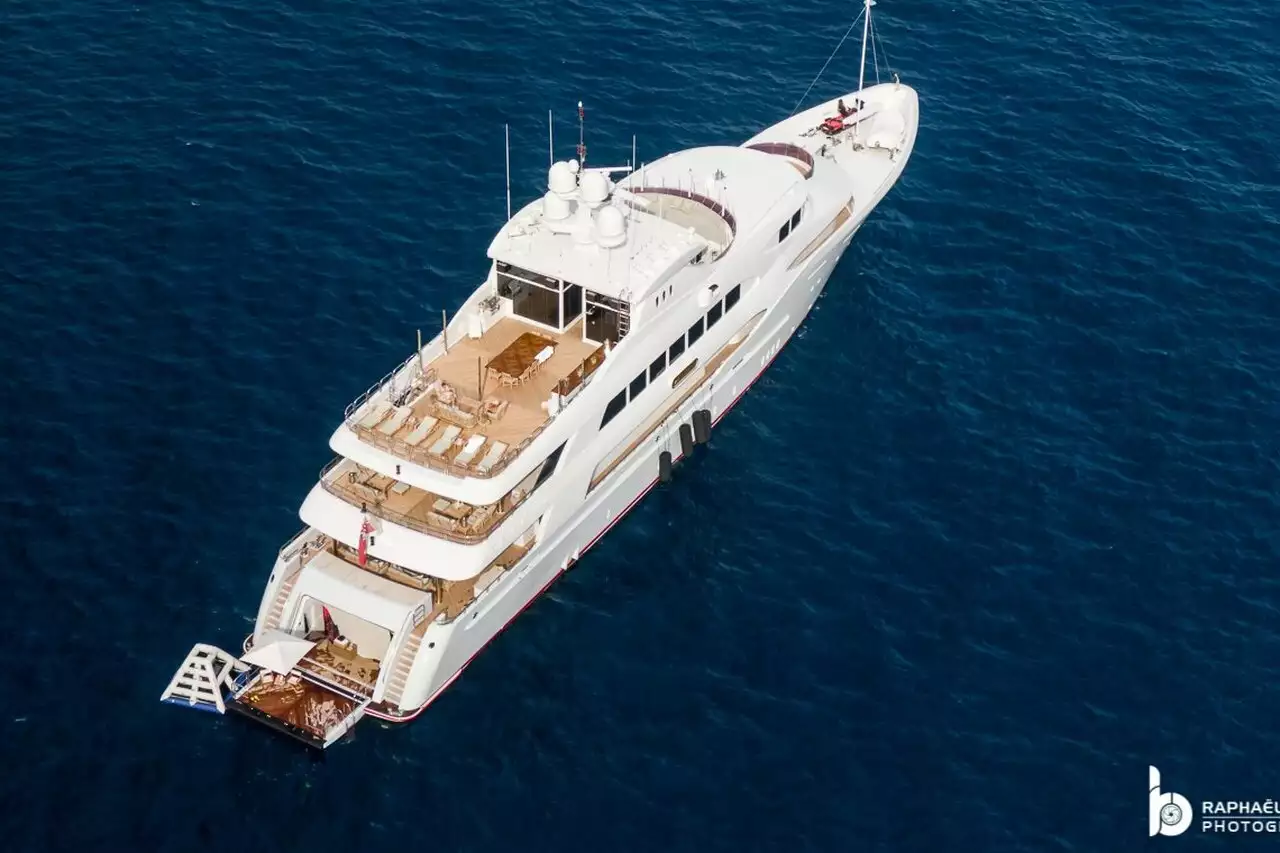Yacht IRON BLONDE • Trinité • 2012