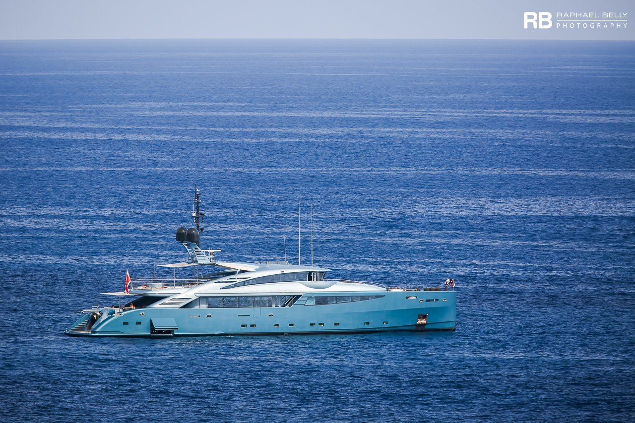 Яхта QUEEN ALLA • ISA Yachts • 2014 (ранее Philmx)