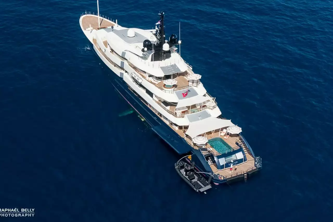 MAN OF STEEL Yacht • Oceanco • 2010 • Owner Barry Zekelman