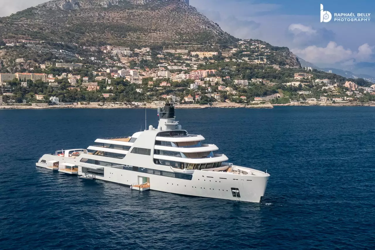 Yacht Solaris