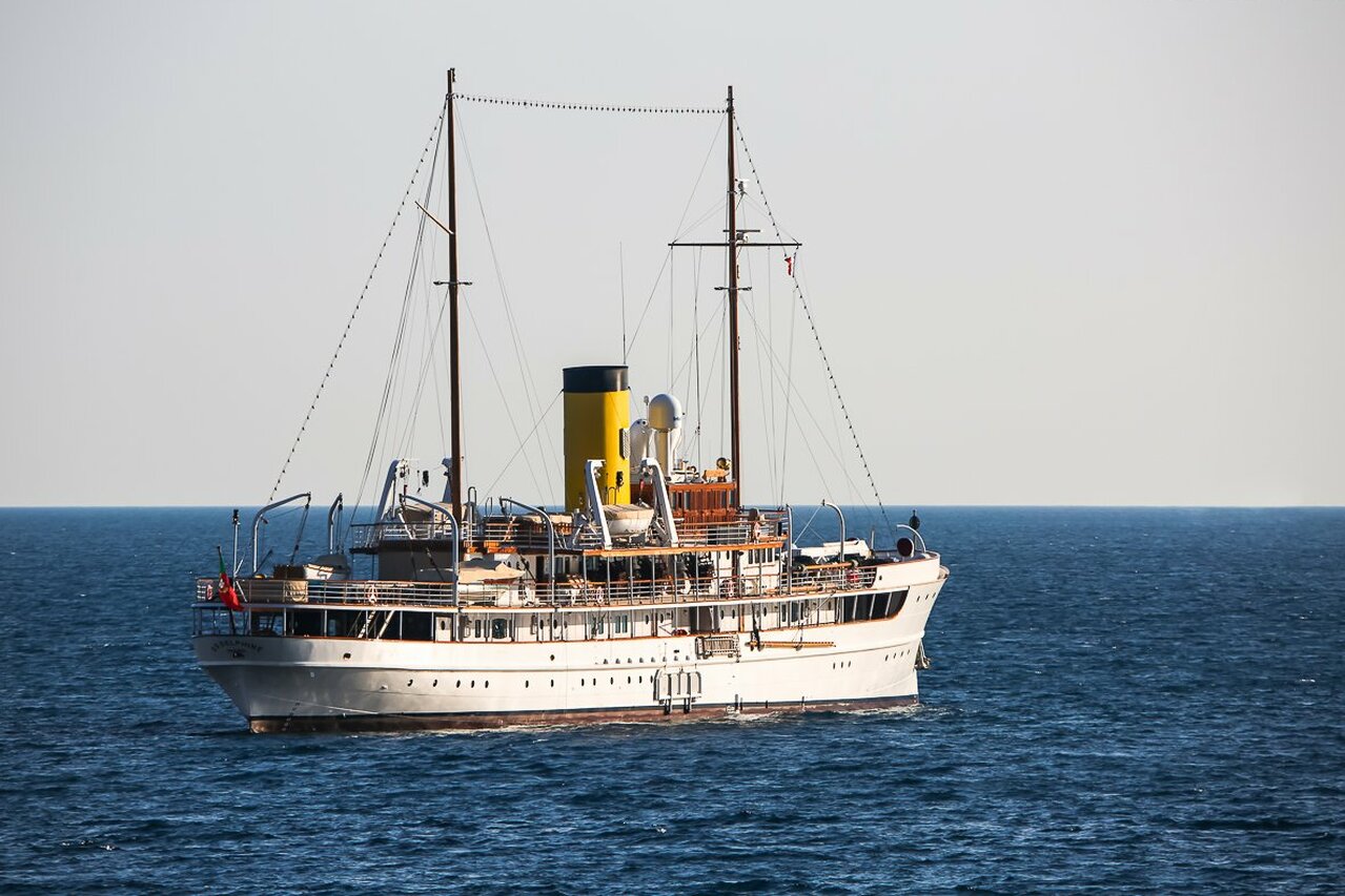 SS Delphine yacht • Great Lakes Engineering • 1921 • owner Jaques Bruynooghe