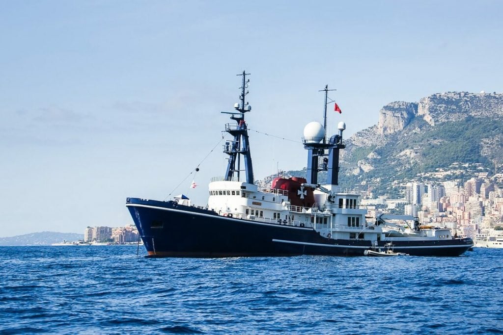 Яхта Sea Ranger • Шихау Зеебек • 1973 год • владелец Габриэль Валентин Команеску