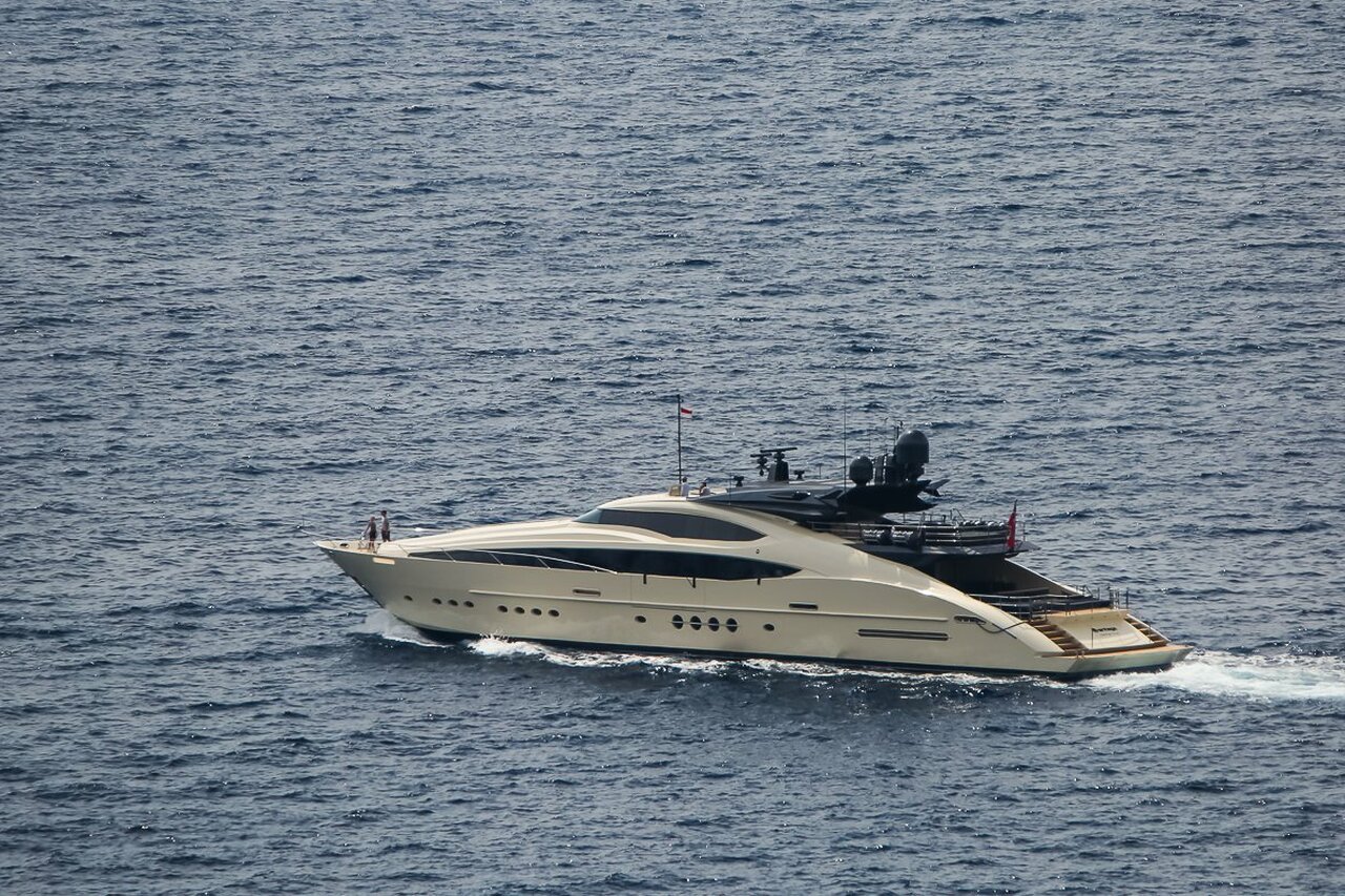 Stealth Yacht – Palmer Johnson – 2010