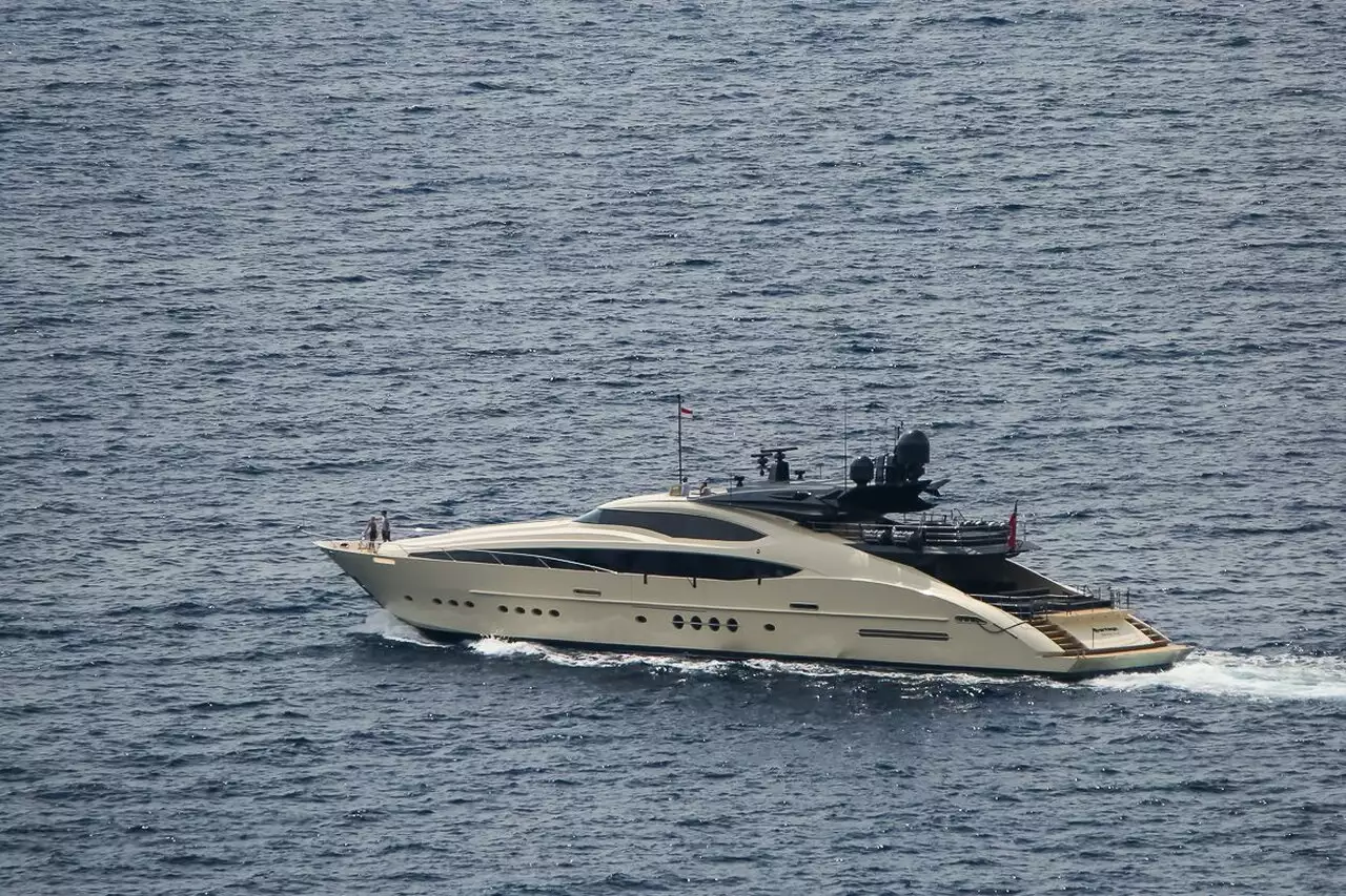 Stealth-Yacht – Palmer Johnson – 2010