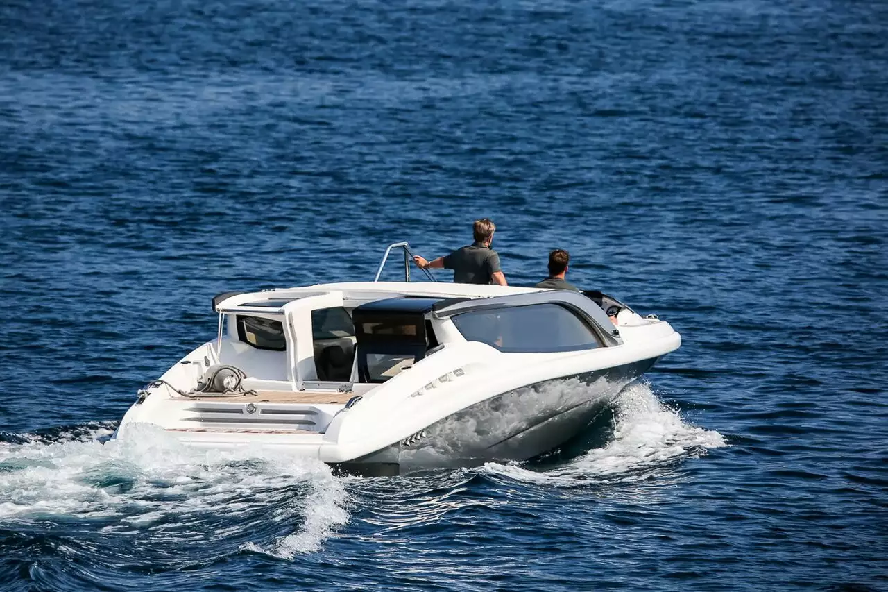 Tender voor Stella Maris-jacht (HTM 825 Limo) – 8,25m – High Tech Marine