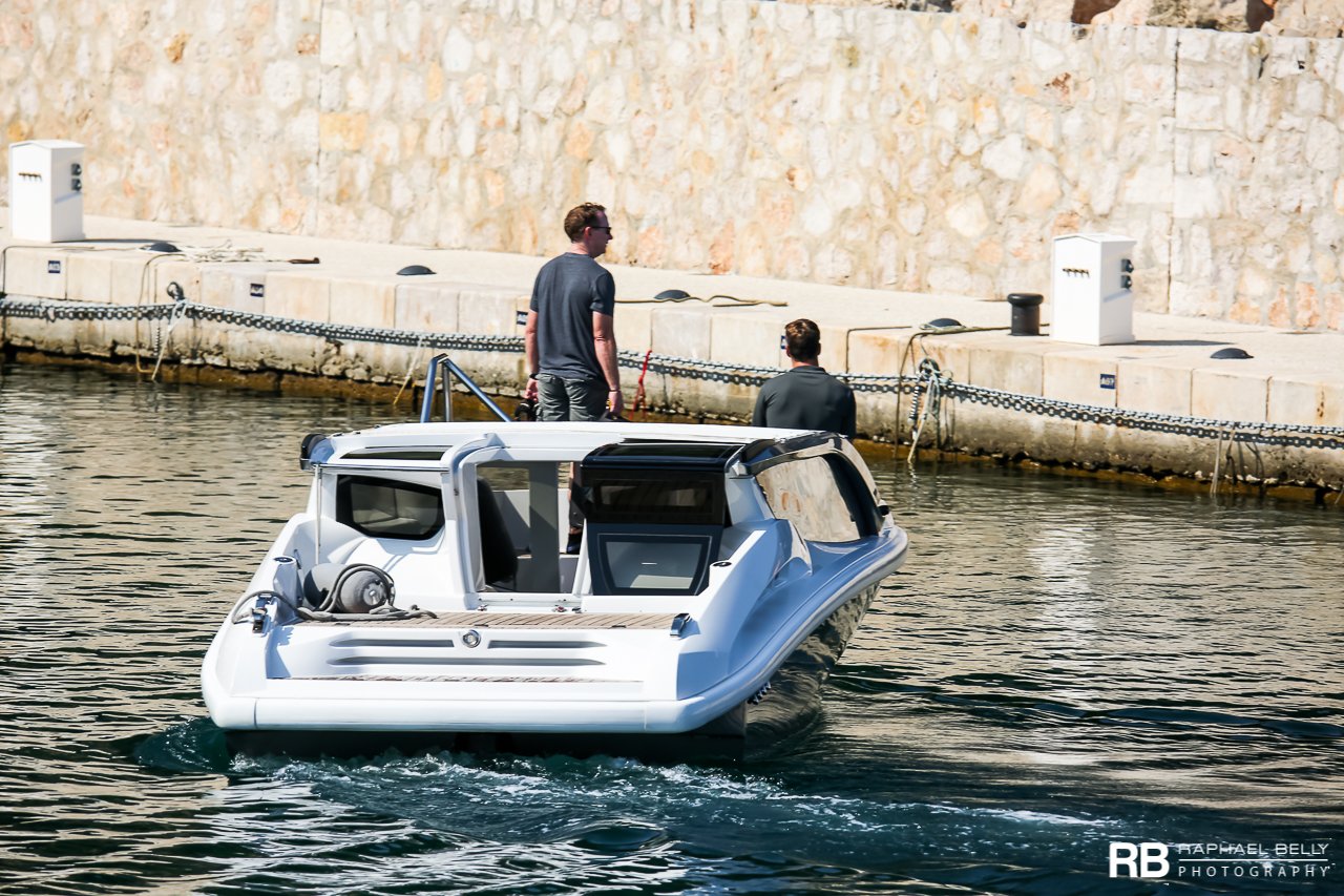 Stella Maris yatının ihalesi (HTM 825 Limo) – 8,25m – High Tech Marine